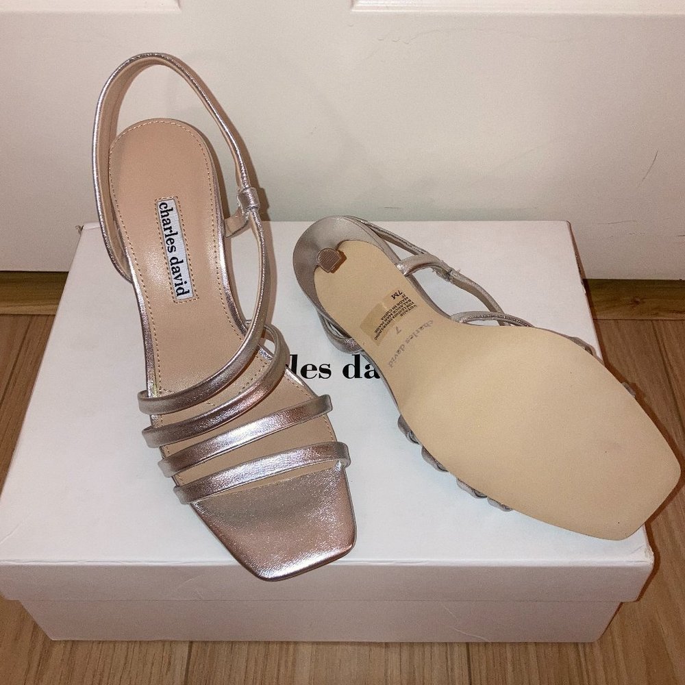 NWB Charles David Women's Silver Voyage Strappy Heel Sandal Size US 7